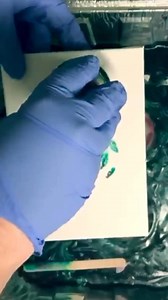 Mesmerizing Fluid Art in Action! 🎨✨ Watch the Magic of Green and White Swirls Come to Life! #ArtTherapy #FluidArt | Fluid Art Studios