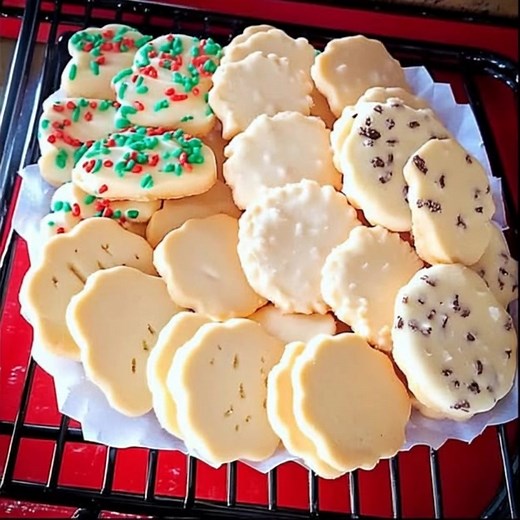 13K views · 34 reactions | Whipped Shortbread Cookies ✨❄️ These...