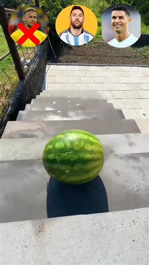 Messi Vs Ronaldo 🏆💯 bottle break challenge #shorts #ronaldo #viralshort #challenge