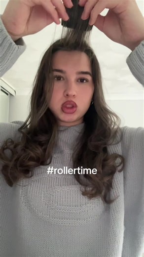 Mastering Hair Slaying Techniques With Rollers