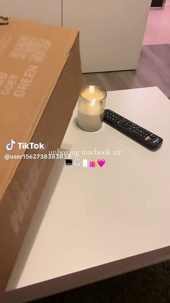 New MacBook Air 2024 Release Date and Unboxing