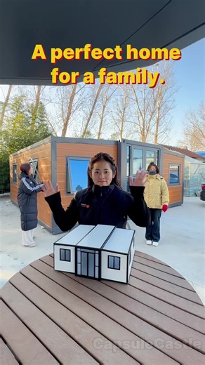 Foldable Container Homes Installed in Just Two Hours