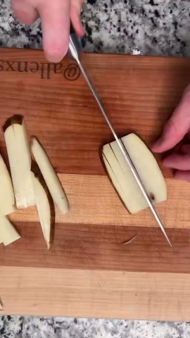 Allen Speigner | Chicken Bacon Ranch Loaded fries 910 cal, 98P, 27F, 76C - For more high protein meals check out my cookbooks starting at $5:) - 10oz... | Instagram