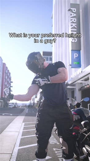 I’m 6’3 for reference