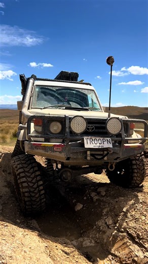 Gonna be a fine day tomorrow 🫡 #nz #4wd #4x4 #landcruiser #70series #toyota #troopy #troopylife #80series #diesel #coils #flex #suspension