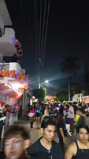 23K views · 141 reactions | Mucho ambiente en este Día de Muertos 益 Así la afluencia en La Hacienda; fotos, bailes, y ¡Calabacita tía! | Cuarto Poder Mx | Facebook