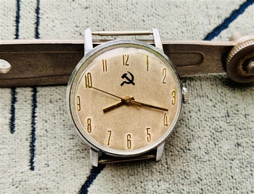 Collectible Watch VOSTOK Classic Design 18 Jewels 2209 Made in Ussr/men's Wrist Watch WOSTOK Antishock Sts Back Made in Soviet Union/boctok - Etsy UK