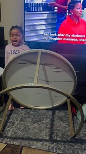 So now i can conclude gore toddlers know when they do something e tswileng tseleng. Ive been reprimanding Leano ka malomo aka. So from this incident that happened, i can tell she’s more worried about the flowers than the table that fell😅😅😅 So because i chose to just give her a serious look and not say a word, ke yona ntho emo tshusitseng because ke mochika everyday to stay away from my flowers | Thembeka Makhele