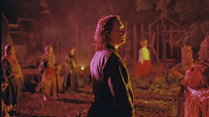 Gedreht auf 16-mm-Film: Mubi hat deutschen Trailer zum atmosphärisch dichten Drama "Harvest" veröffentlicht | Moviebreak.de