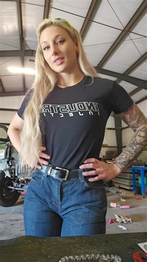 The diesel queen (@thedieselqueenhub)’s videos with original sound - The diesel queen