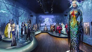 Kunsthalle München: Couture-Star Mugler steckt noch in der Kiste