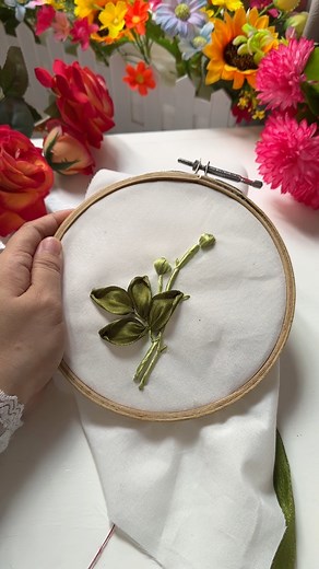 22K views · 521 reactions | How to Stitch Branch and Leaves for Ribbon Embroidery Craft #embroidery #ribbonembroidery #bordado #sulampita | Asnimar Embroidery | Facebook