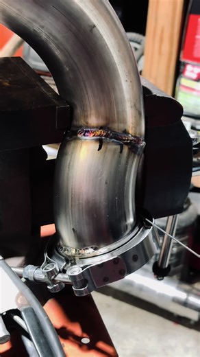 mid but cool enough for me. Tig’n up the exhaust for the rx7. . . #welding #weldingtiktok #tig #fcrx7 #fyp #exhaust #holigang #strobe #epilepsy