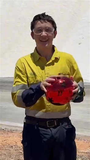 A big year, wrapped 🎄 From their first days on site to now, our Year 11 School Based Trainees have learned, grown and found their feet across Hedland Property Shop, BHP and Rio Tinto. Thanks to everyone who’s backed them — bring on 2026! | Category 5 Labour Management