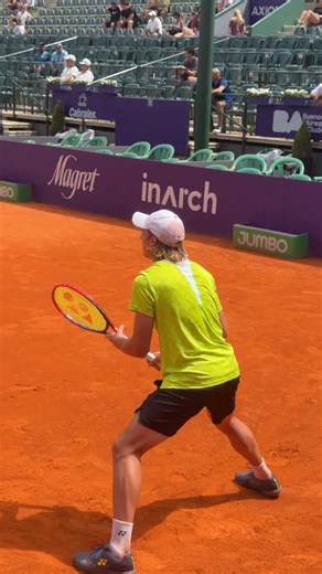 OUTSIDE THE BALL on Instagram: "What a view at the Argentina Open! It’s like we’re on the court with Lautaro Midon and Pedro Martinez 👏🏼 #tennis #tennisplayer #argopen2026 #atptour #atp"