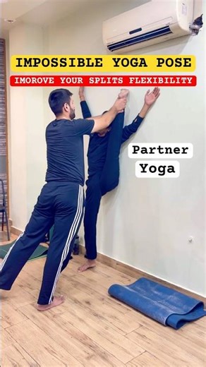 Impossible yoga pose 🫣 improve your yoga splits. #trending #yogaworkout #viral #yogapose #trending
