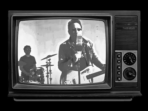 Julian Lennon Keep on Searching (Official Video)