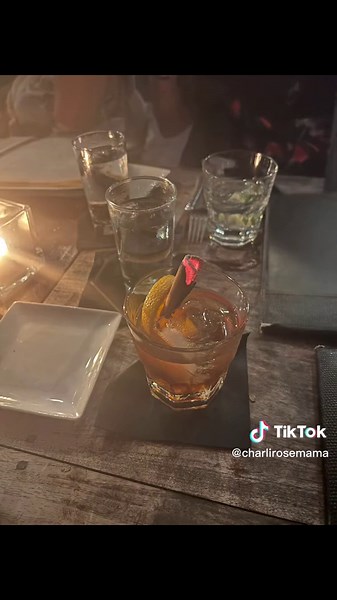 First Night was 10/10. We did dinner, walked around downtown, & hit a club/lounge. Def recommend for groups! #arubablackgirls #aruba #blackcouple #blackgirltravel #vacationmode #bohemianaruba #gustoaruba #fyp #arubaairbnb #arubaonehappyisland