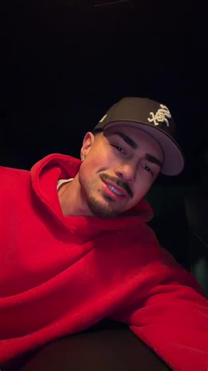 Sticky note rizz was unmatched | teacher that reads sticky notes from her students