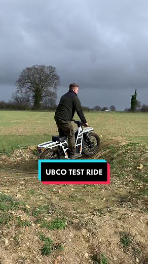Joe’s first test ride on an UBCO around our e-track 👏⚡️ it never fails to surprise or impress! (EEMC riding/stunts are performed by professionals on our own track) #Motorcycle #ElectricMotorcycle #EV #Motorbike #Electricmotorbike #EEMC #ElectricVehicle #Tesla #UBCO #Offroad #Motocross #FarmBike #FarmVehicle #agriculture #demo #newbike #fyp