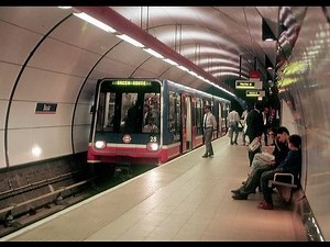 Bank Station London 1990-2010 Contrasts Part 2