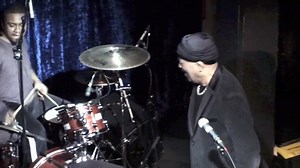 Roy Ayers Live - Searching