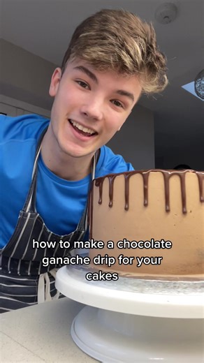Easy Chocolate Drip Cake Tutorial