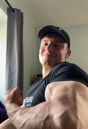 Master Your Biceps: Effective Gym Workout Tips