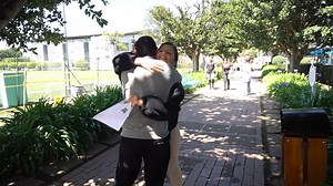 ¿Conoces el poder que hay detrás de un abrazo? Tienen muchos beneficios, por eso le regalamos algunos a nuestros #colaboradores #GeneraciónC, para seguir llenando su vida de #BienestarIntegral | Compensar- Trabaja con nosotros | Facebook