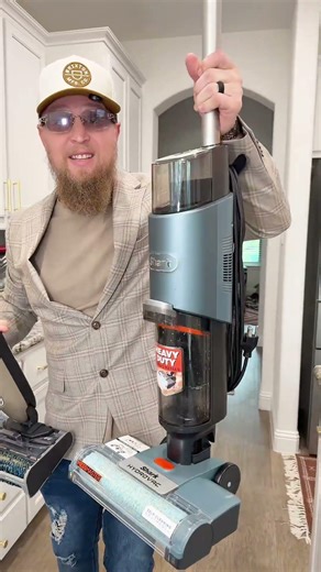 The new shark HydroVac is a game changer… #shark #vacuumcleaner #cleantok #tiktokshopcreatorpicks