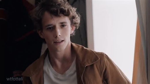 @wtfotteli on Instagram: "wtFOCK 🇧🇪 Robbe & Sander 🌈❤️ We’ve come to the end of Robbe’s season. What a beautiful way to end his story, surrounded by friends and with Sander in his arms. 🥰 Watch till the end to see one of my favourite quotes from SKAM/wtFOCK. Thanks for following along for the past 10 weeks for the 6th anniversary of this season. And welcome to all the new followers- thanks for joining me ❤️ That’s by no means the end of my Robbe and Sander posts though - lots more to come. A