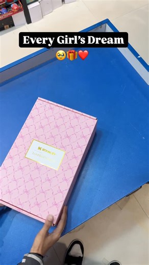 Satguru Joyland | Gifts And Toys on Instagram: "Stanley + Love shake Collection limited Edition with Very High Quality 😍❤️ For Price Comment Below 👇 #trendingnow #fy #viral #trendingnow #toy (Valentine’s Gift , perfect Gift , hot product , valentine’s gift ideas , limited edition , stanley , stanley shaker )"