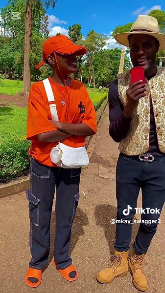 Tete Emoji Drip Check: A Stylish Showcase