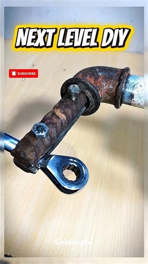 Remove snapped threads in seconds#plumbing #plumber #Shorts #diy #tricks #tools #tips #howto