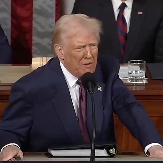 日本の首相官邸もこんくらいやんないとダメやな。同盟国なんだから見習おう。