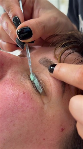 Fun fact: all the content is you see is completely our students work! #beautyacademy #lashlift