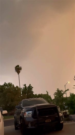 The storm begins… (Hailstorm approaching Modesto)