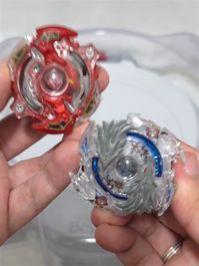 Storm Spriggan vs Lost Longinus in Beyblade Battle