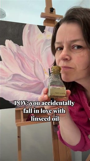 Why Does Linseed Oil Smell… #painting GOOD?! 😳 #art #workingartist #artshorts #beginnerarttips