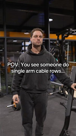 Single arm cable rows for wider lats #gym #bodybuilding #fyp