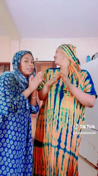 Vidéos de BESSEL BALDÉ NIANG 🦋🌹 (@kadiabessel) avec son original - Dieyna