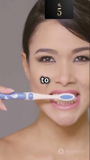 How to Use an Electric Toothbrush PROPERLY for Maximum Clean!