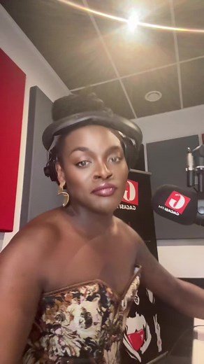 Uthando - DBN Gogo | Wildest Love Song ft. Mr JazziQ | Lyrics Video