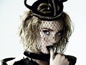 Lily Cole, la modelo intelectual de la escena inglesa