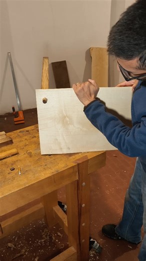Round mortise and tenon joint. From start to finish. Hand tools only. Leg dimensioning and preparation. Boring the round mortise with the hand brace. Cutting, spokeshaving and paring the round tenon. Then a first dry test. #handtoolwoodworking #unpluggedwoodworking #traditionalwoodworking #handtoolwoodworker #handtoolsonly #mortiseandtenon #japanesefurniture #handplane #jackplane #spokeshave #handbrace #gdbhandtoolwoodworking #cabinetmaking #cabinetmaker #finecabinetry | Giuseppe Deepak Benti Ha