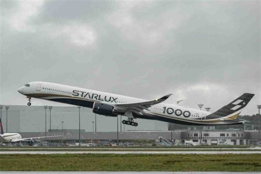 Starlux Receives Its First Airbus A350-1000