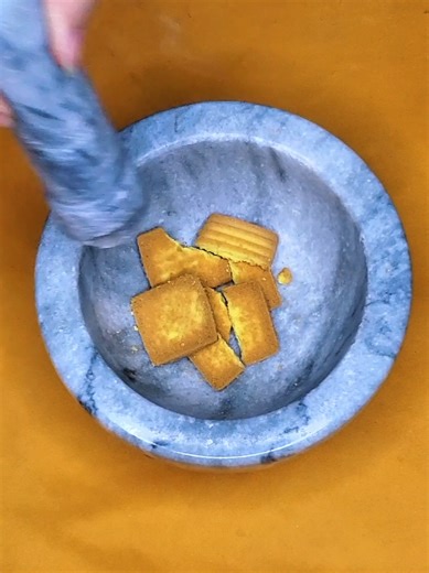 Satisfying Crushing Sooper biscuits asmr sounds 🍪 😋 #satisfy #crushing #asmrsounds #biscuit #fyp