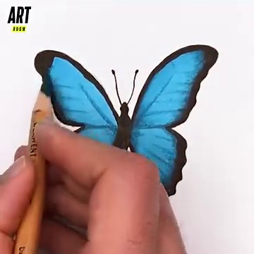Vous n’auriez jamais pensé à dessiner un papillon de cette manière 🦋 #dessin #couleurs #illustration #diy #art #créatif #commentdessiner #ideedessin #tuto #commentfaire #activité | Art Room