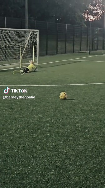 Follow Barney on his goal keeper journey! Some snaps from his goalkeeper training, what a save by the finger tip push! #follow #goalkeeper #goalie #grassroots #u7