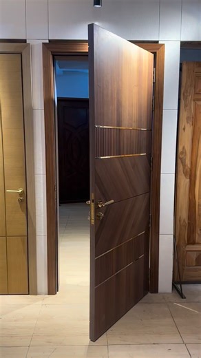 Oakwood doors & interio on Instagram: "FANCY DOOR FOR FANCY FOLKS🤩 Get ready to be amazed by this door! It’s super fancy and luxurious, designed to make a big impression.✨🚪 ☎️9971228775 #interiordesign #interior #viral #interiors #design"